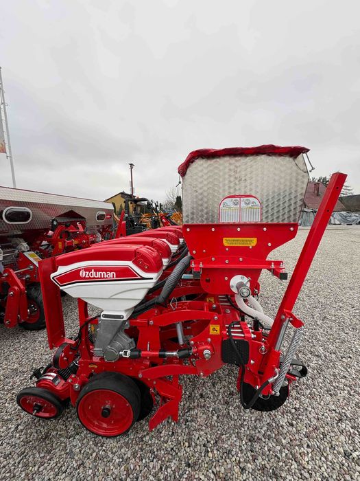 Siewnik pneumatyczny do kukurydzy 6-rzędowy Ozduman  HVMD-T6 od ręki!