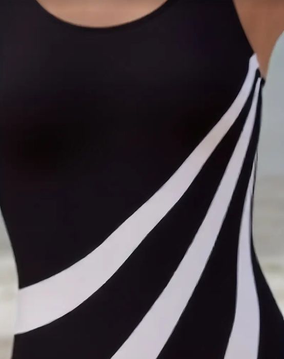 Купальник цельный на девочку