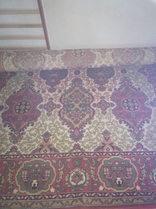 Продам ковер шерстяной 2*3