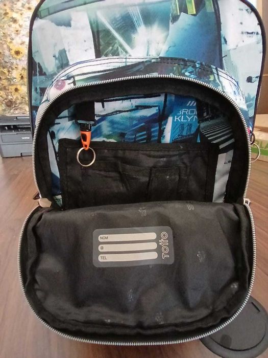 Mochila Totto Renglones Urban Graph com rodas