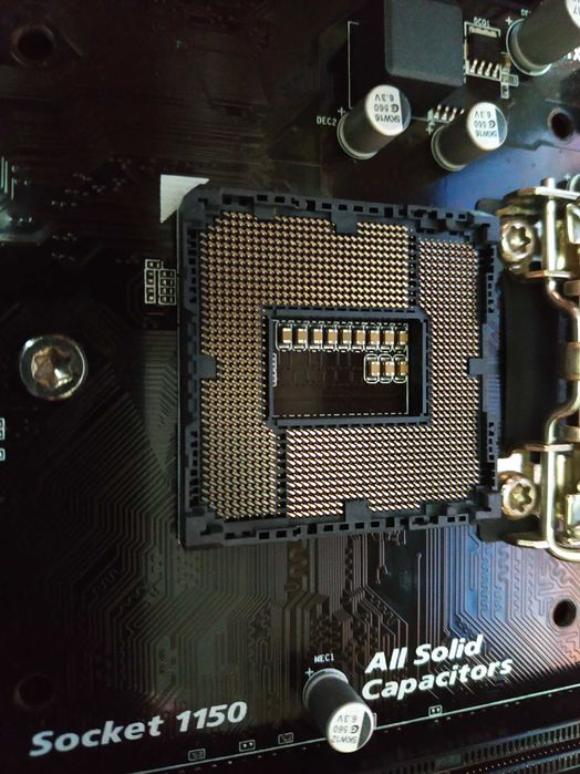 материнка Gigabyte H81M-DS2 сокет 1150