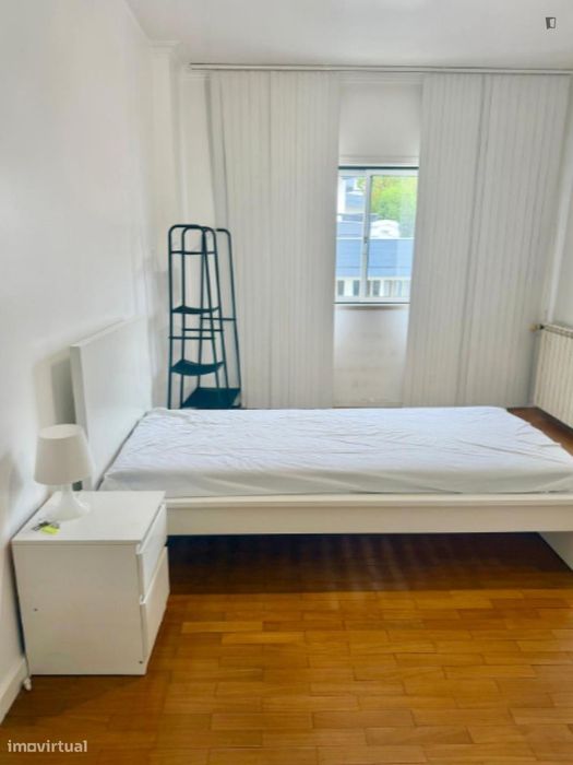 Quarto - localizado em Leiria