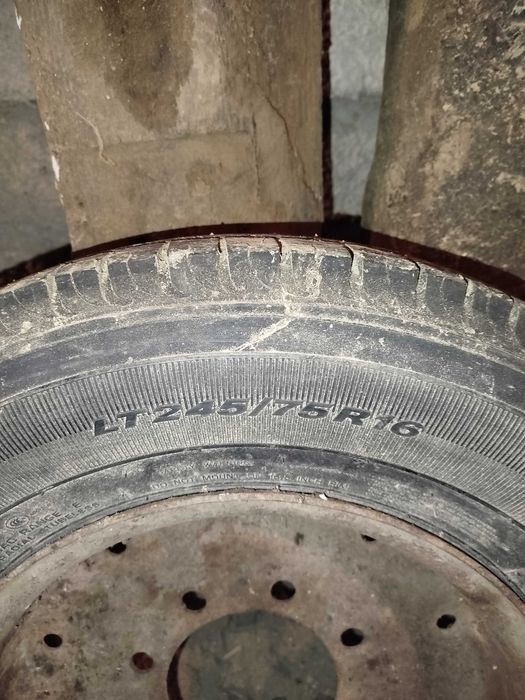 Причіп до трактора