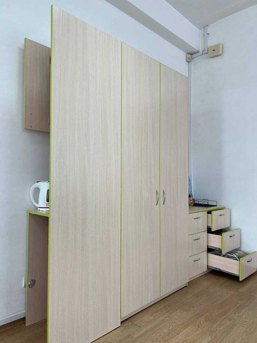 Офісний шкаф, тумба та кухонний уголок