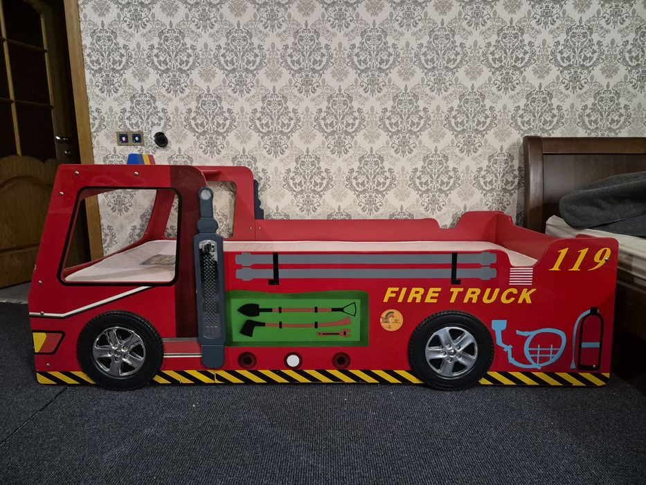 Кровать пожарная машина с матрасом!