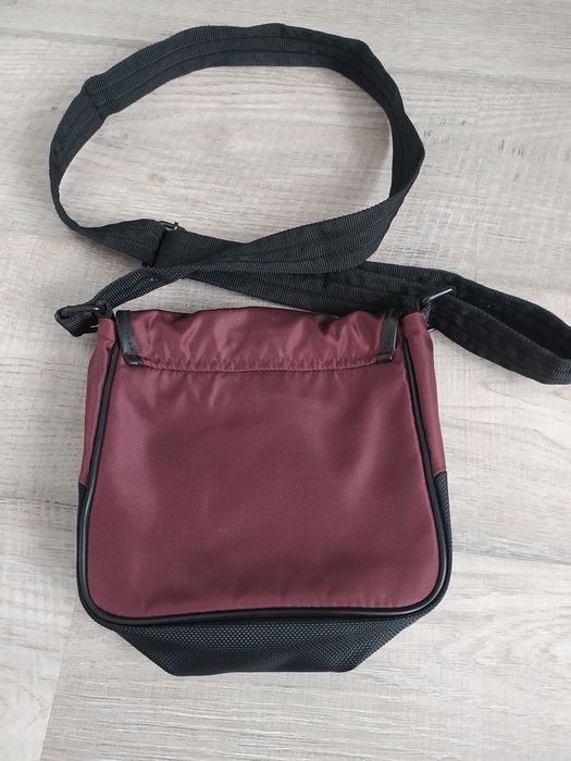Torba na ramię listonoszka  Calvin Klein