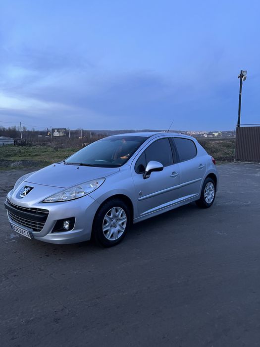 Продам Peugeot 207