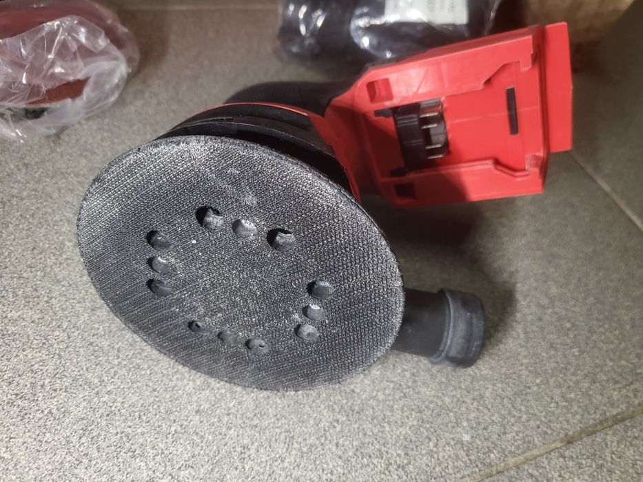 Ексцентрикова шліфмашина Milwaukee M18 2837 - 20 FROS125-