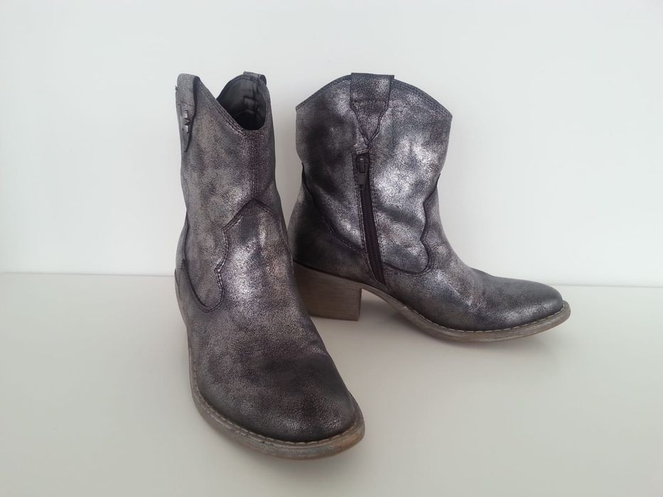 Buty botki kowbojki srebrne w rozmiarze 36