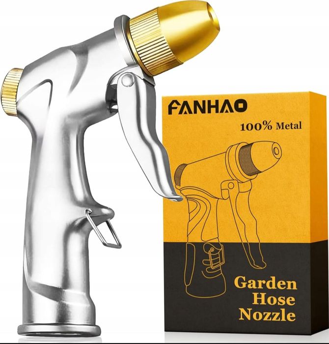 Zraszacz z dyszą do węża ogrodowego