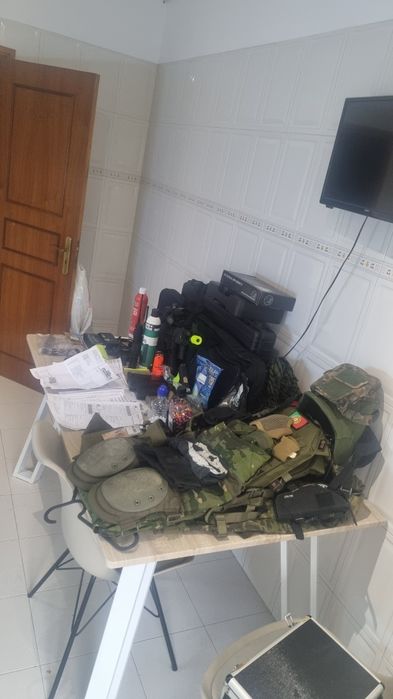 Vendo equipamento airsoft tudo junto ou troco por aquario minimo  300l, VR da ps5 ou portatil actual