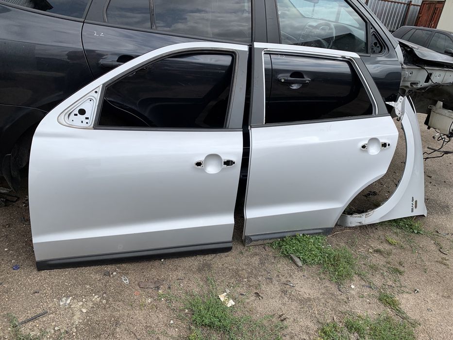 Бампер Hyundai Santa fe 2006-2012 Автозапчастини Хюндай Санта фе