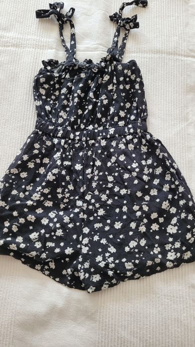 Kombinezon letni na naramkach dla dziewczynki XXS