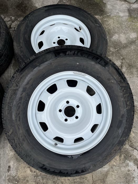 Orginal Felgi Stalowe Land Rover Defender 255/70R18 Michelin Opony