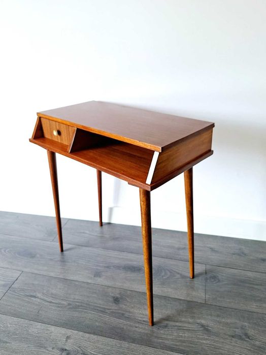 MESA TELEFONE / APOIO VINTAGE ( Anos 60/70). Side Table