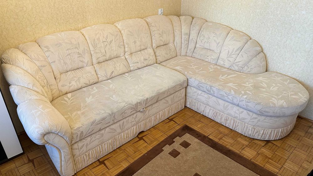 Kanapa narożna rozkładana /stan bdb/