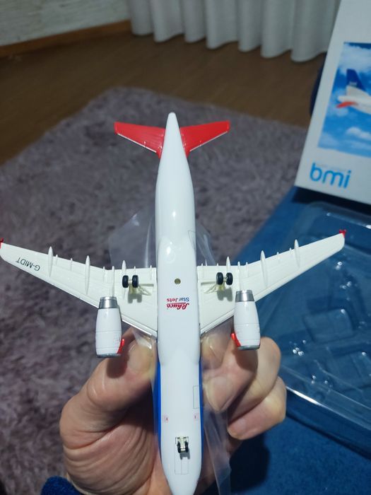 Modelo á escala 1/200