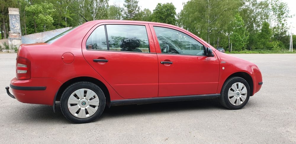 Skoda Fabia 2004 Седан | 1.2 HTP