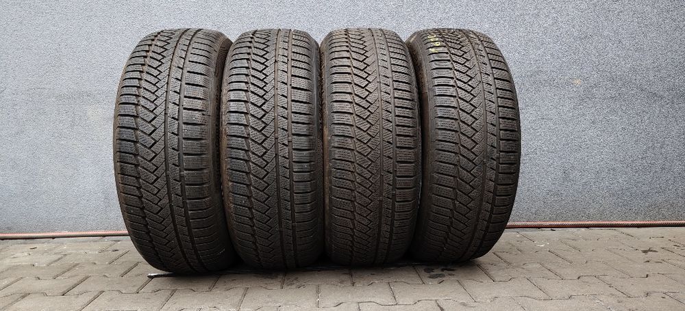 235/55/20 Continental