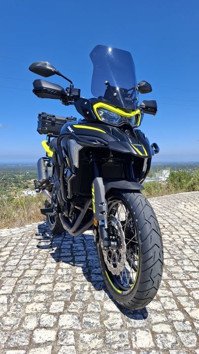 Benelli TRK 702 X