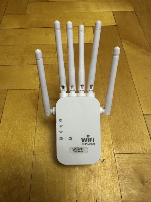Wi-Fi репітер / підсилювач сигналу ретранслятоп вайфай
