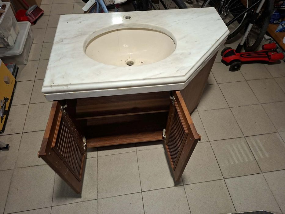 Bathroom Furniture453874882393548800