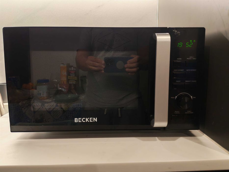 Microondas Becker