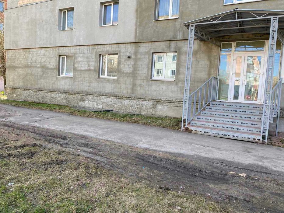 Здається в оренду приміщення 60-120 м2