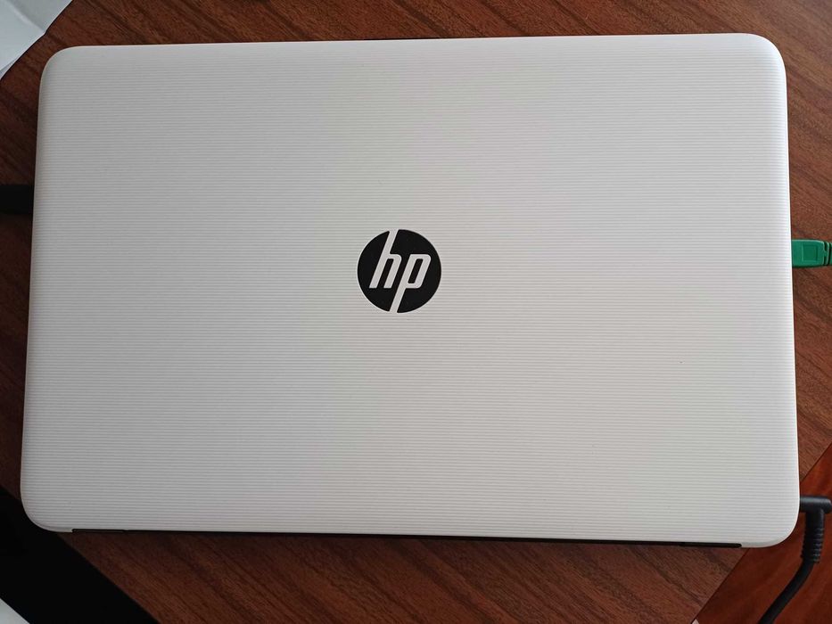 Portátil HP 15-af000np usado em bom estado