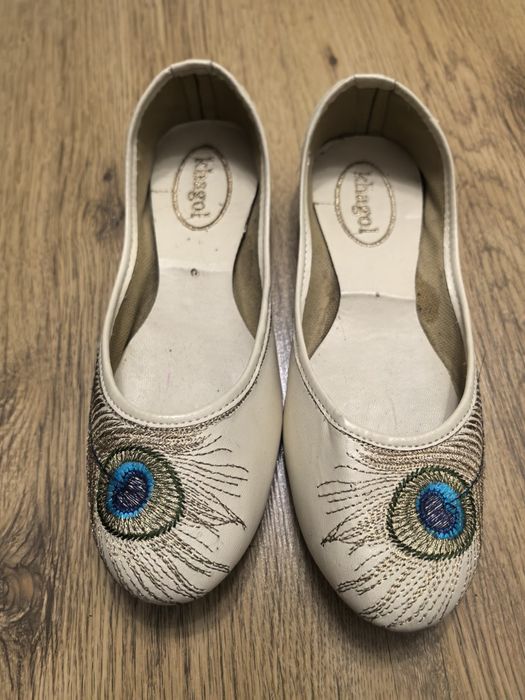 Buty paw , pióro pawie, japońskie rozm 38.5