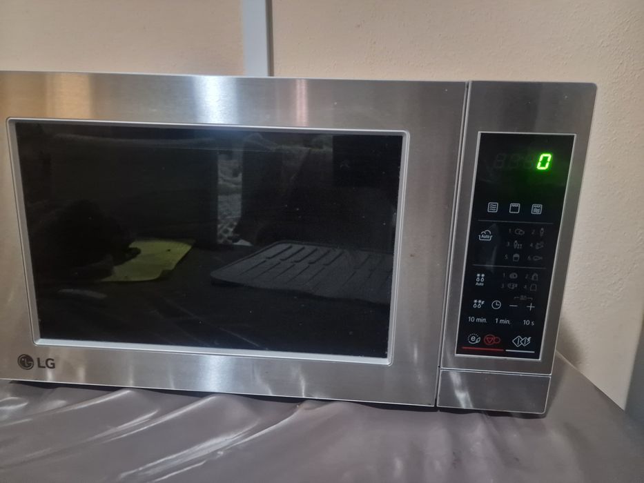 Microondas LG Molodelo MH6044V
