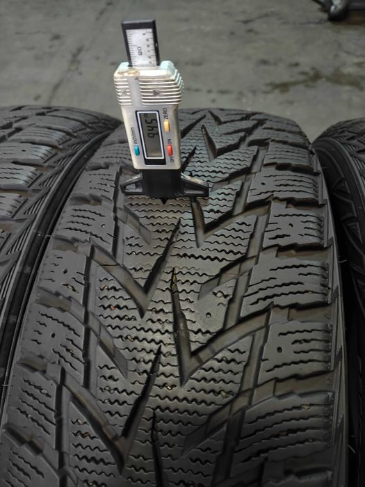 Nexen/Roadstone 225/60 R17 103T XL шини зимові 24-й рік виробник Корея