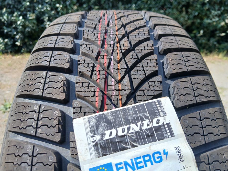 205/45/17 DUNLOP SP WINTER SPORT 4D 24 rok F-VAT
