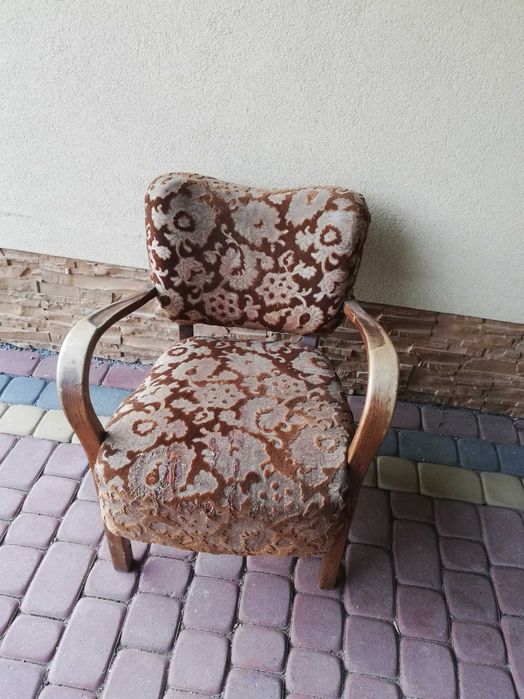 stary fotel sprężynowy biedermajer