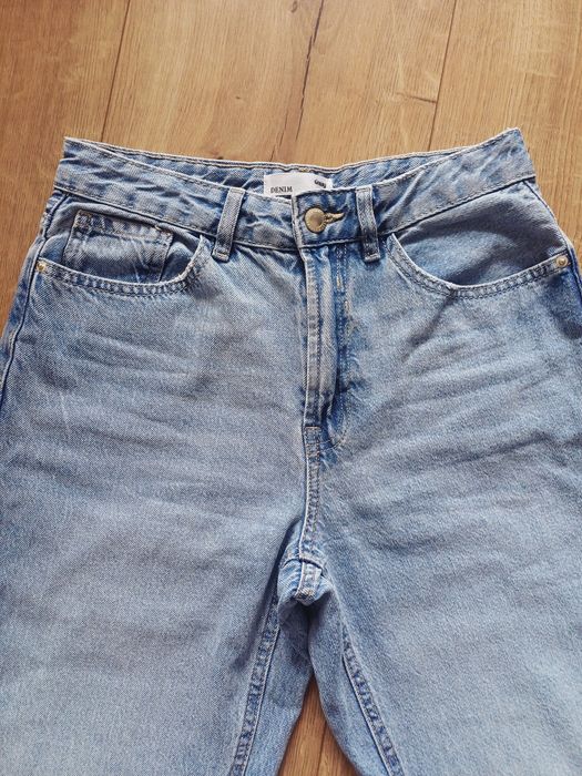 Spodnie damskie Jeansy  Sinsay 36