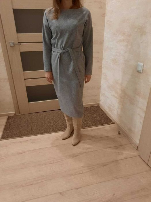 Платье S-M зимнее для офиса (сукня)