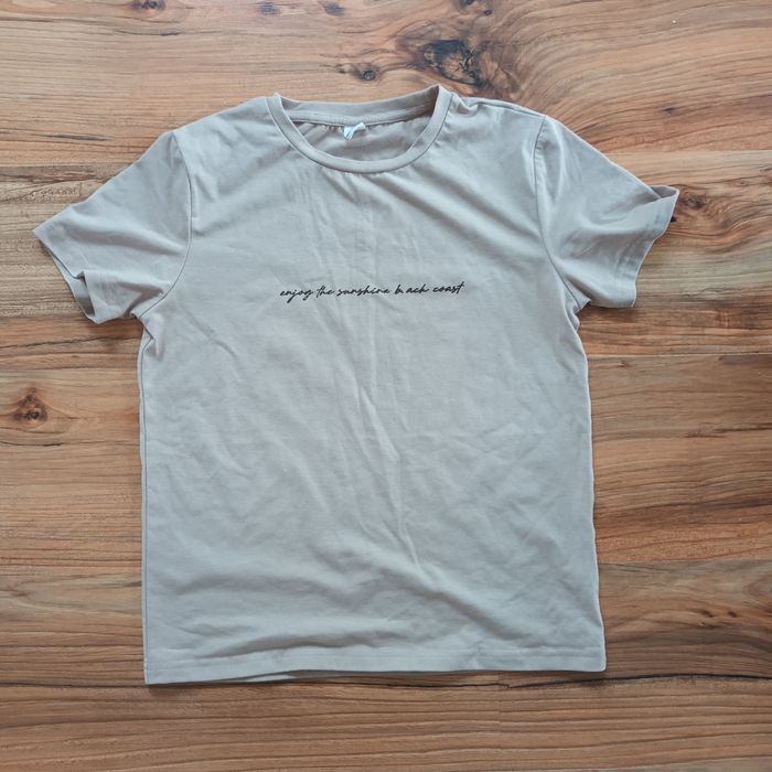 Koszulka 134 140 tshirt beżowy chłopięcy