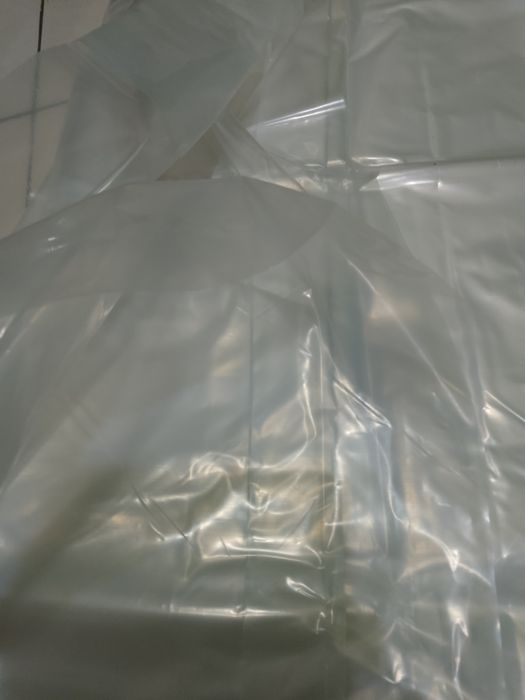 Тепличная пленка 5на 6.. Одна.380.Через Олх 400..Так как комиссия!