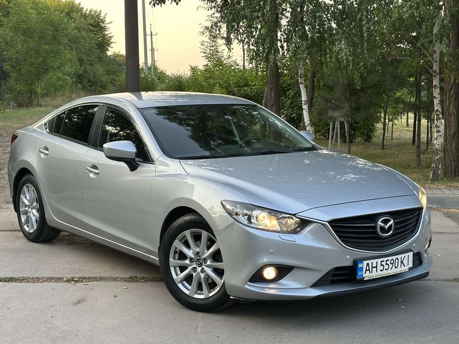 Офіційна Mazda 6 2017