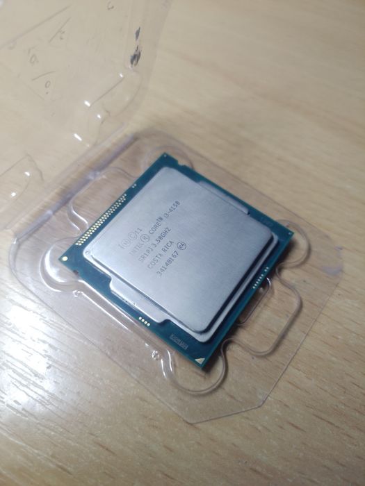 Процесор Intel Сore i3-4130 (2(4) ядра по 3.40 GHz)