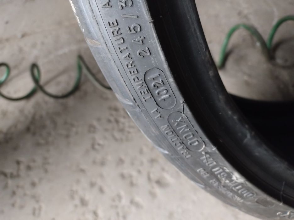 305/30ZR20×245/30ZR20 Michelin Pilot sport cup2  Audi R8