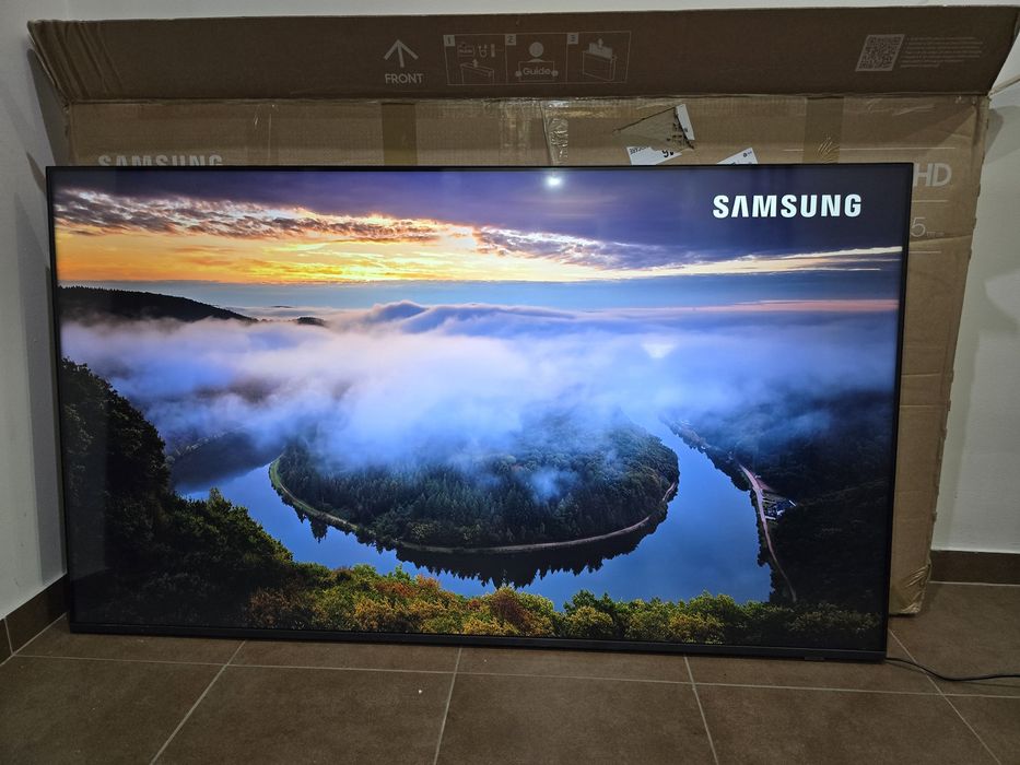 Telewizor marki Samsung 55 cali 4k UHD ,Smart tv ,YouTube, Netflix  NOWY