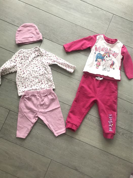 Костюм спортивний на дівчинку