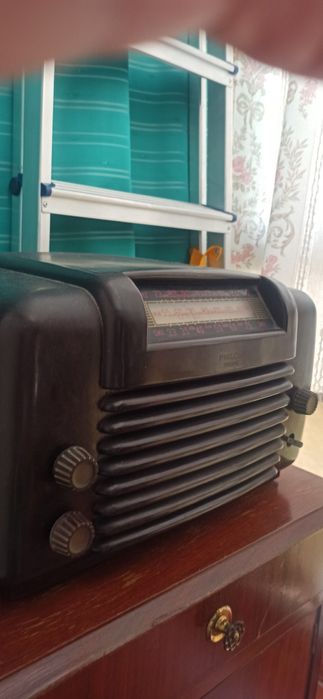 Rádio Antigo Philco TROPIC