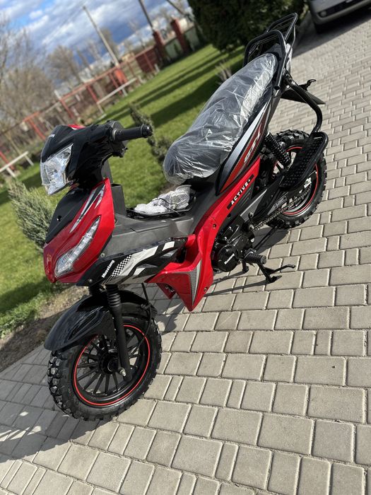 Мопед скутер скутеретта MUSSTANG MT125-3 ACTIVE +