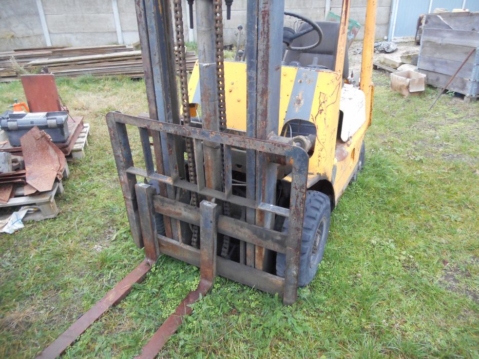 Wózek widłowy toyota