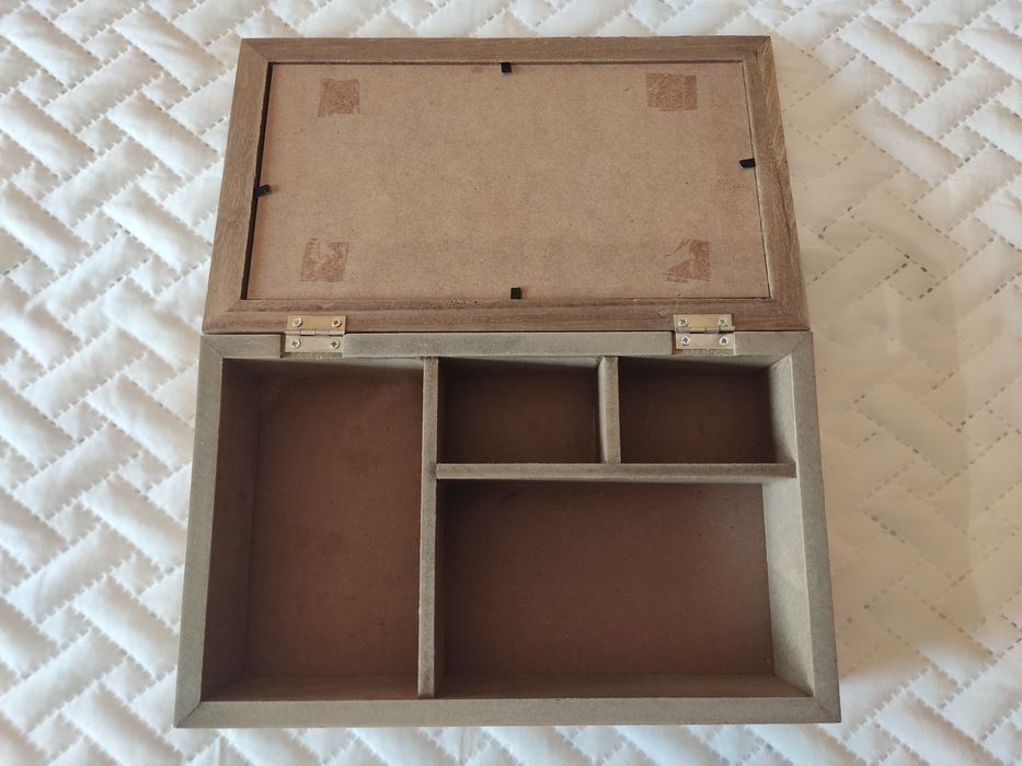 Caixa de armazenagem