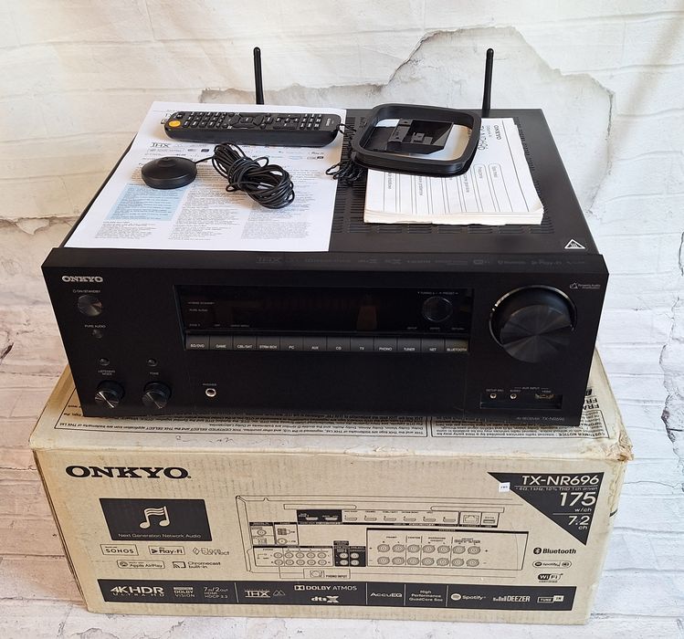 7.2  Onkyo Tx-nr696  Wi-fi BT THX 4k/60p HDR Atmos Vtuner google Sonos