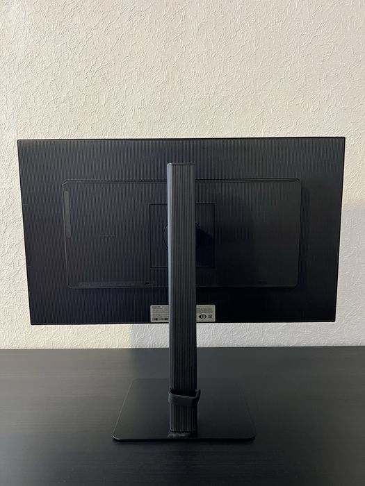 Samsung ViewFinity S6 27" QHD 100Гц USB-C Монітор у відмінному стані