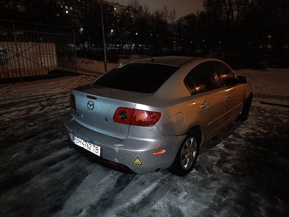 Мазда 3 2004 г  продаж